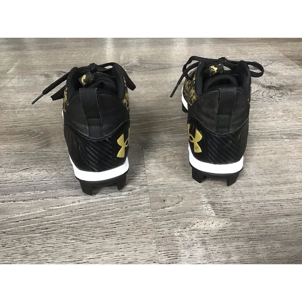 Under Armour Men's Size 9 Spotlight Football Cleats Black Gold 3024252-001.
